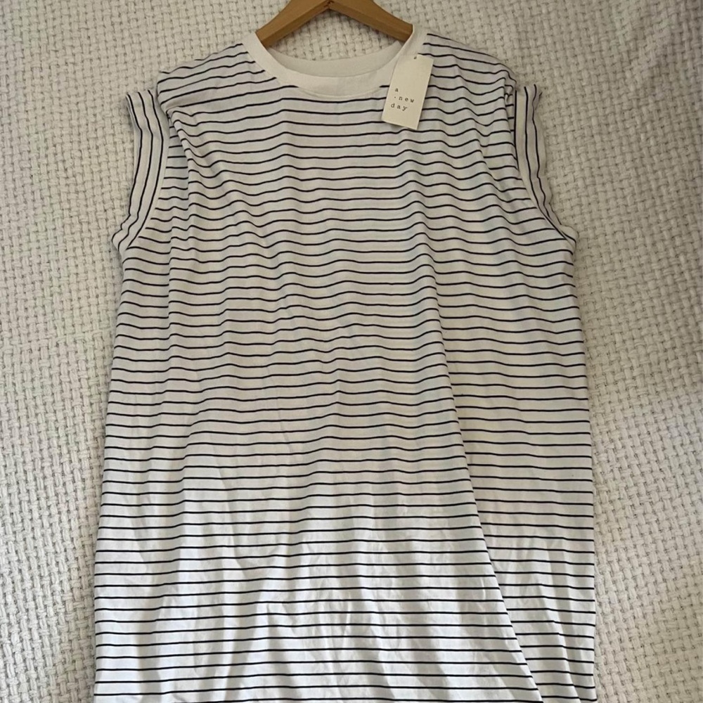 Women’s Plus Size Striped Sleeveless Maxi Dress